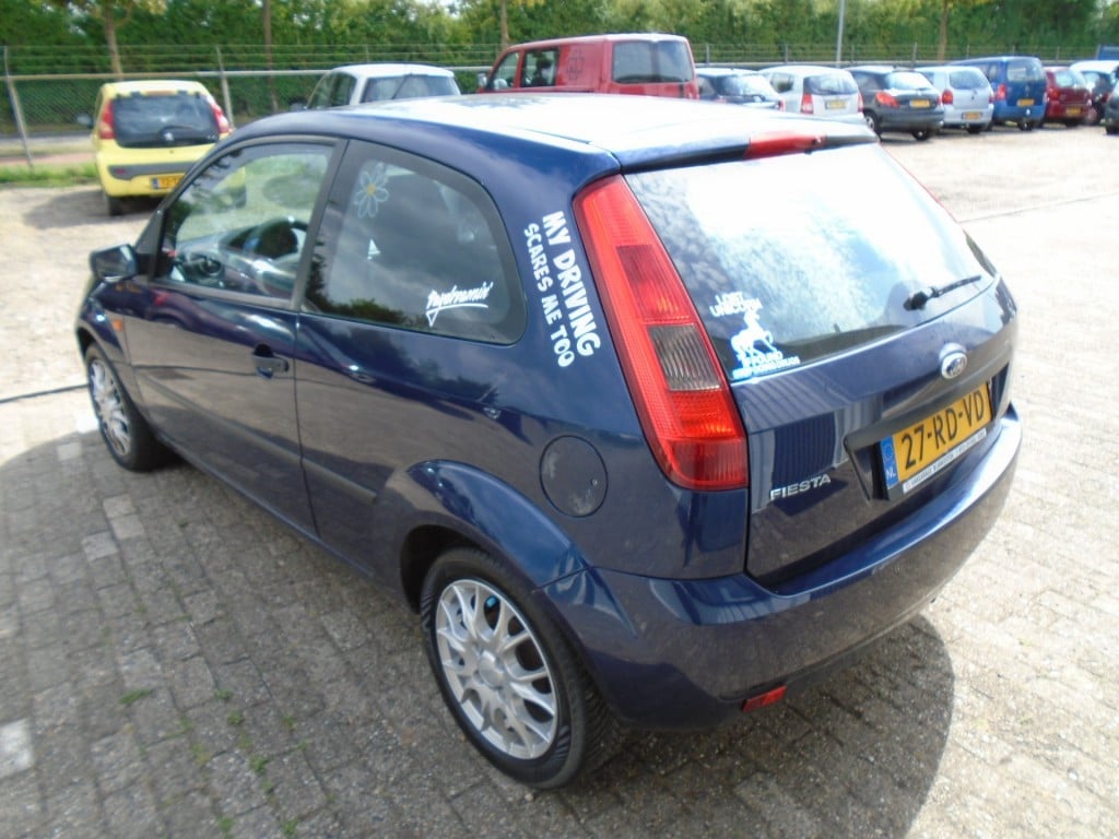 Ford Fiesta 1.4-16v futura