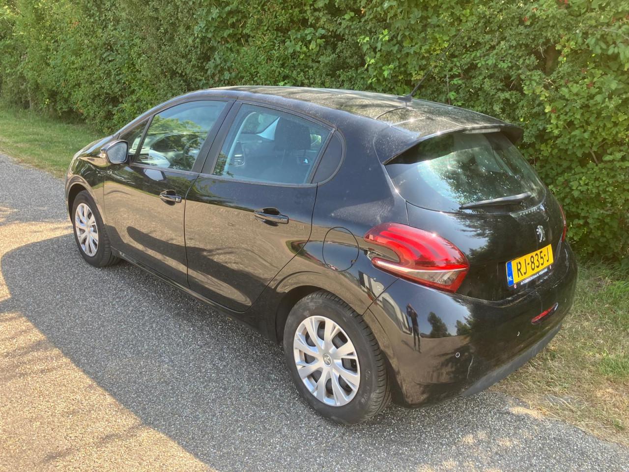 Peugeot 208 1.2