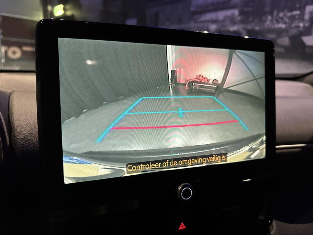 Toyota Yaris Cross 1.5 hybrid 130 dynamic *acc*winterpakket*camera*17inch*c