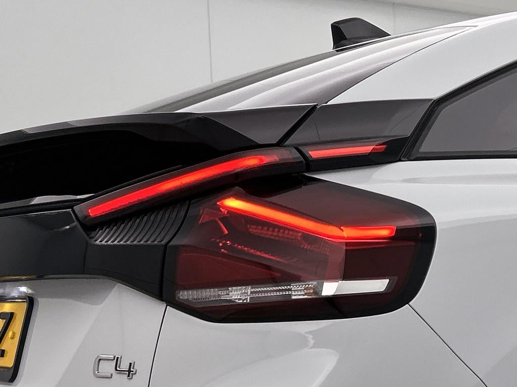 Citroen C4 130pk max | rijklaar | head-up display | leder | camera |