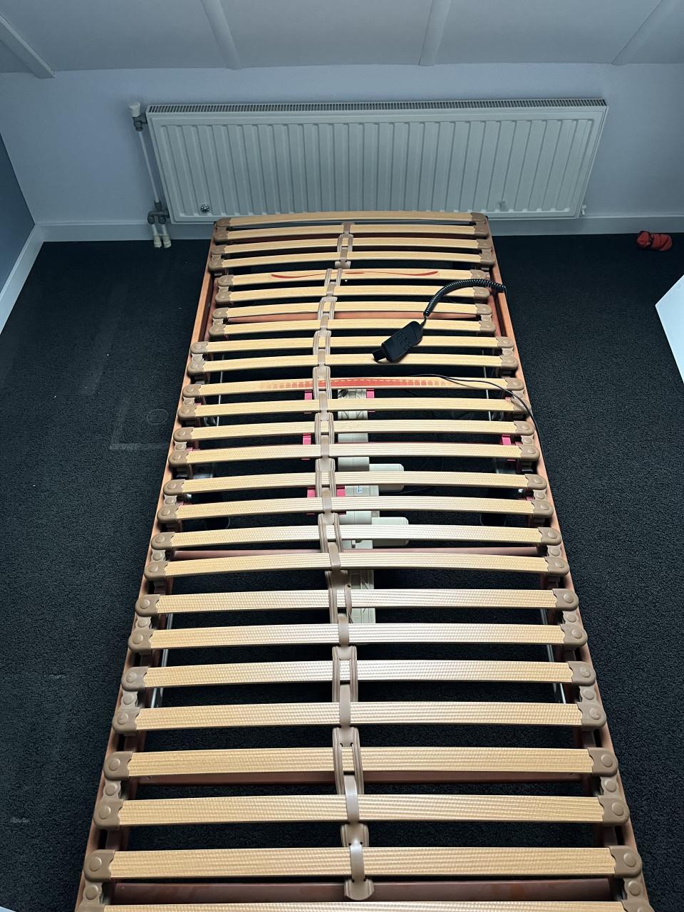 Elektrisch verstelbare lattenbodems (2x -90 x200)