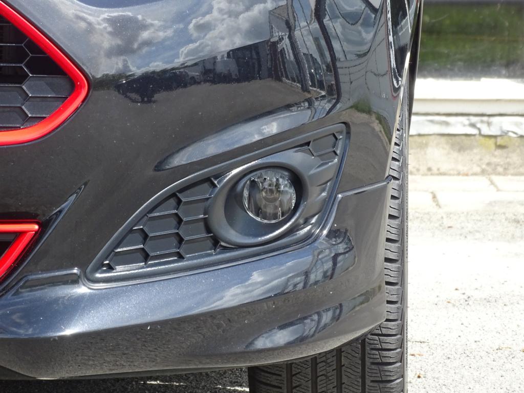 Ford Fiesta 1.0 ecoboost black edition 140pk | bluetooth | 17"