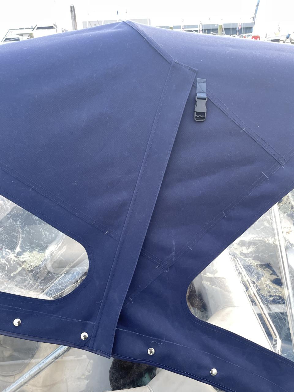 Zeilmaker voor reparatie en bootcanvas