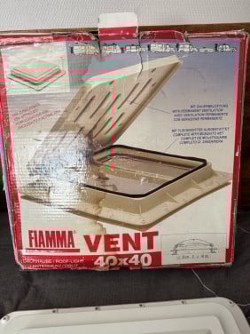 Dakroof universeel voor caravan