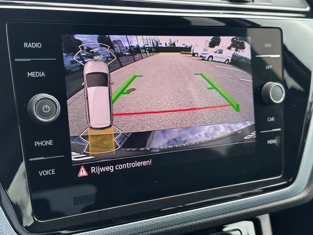 Volkswagen Touran 1.5 tsi comfortline 7-persoons | keyless | navi | camera 