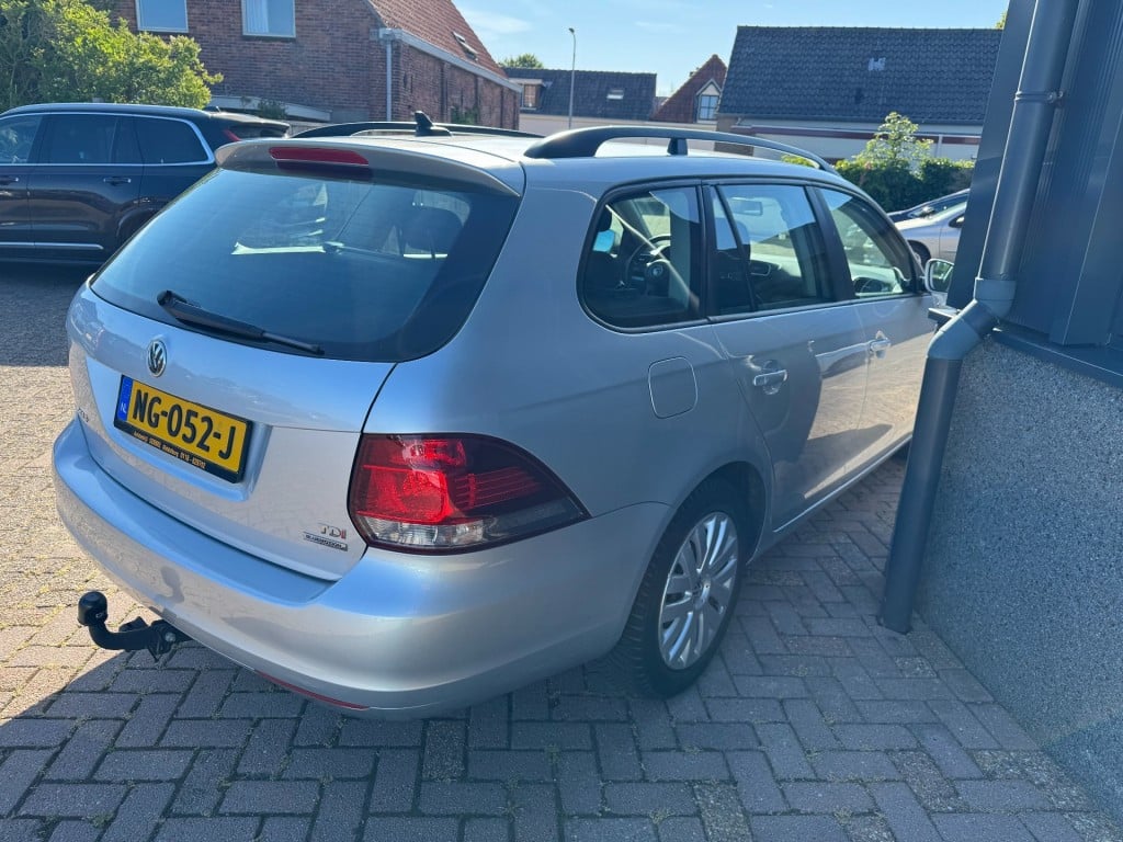 Volkswagen Golf 1.6 tdi comfortline bluemotion