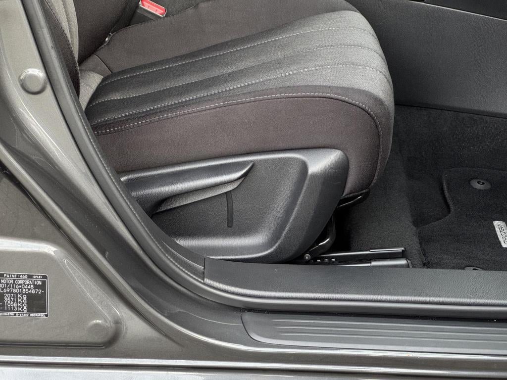 Mazda 6 sportbreak 2.0 skyactiv-g 165 centre-line nl-auto incl. afneembare 