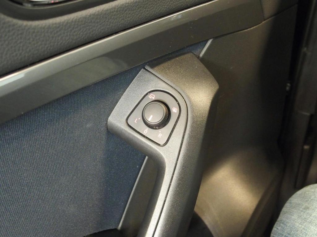 Seat Ateca 1.5 tsi style, appconnect, pdc , camera, climate,