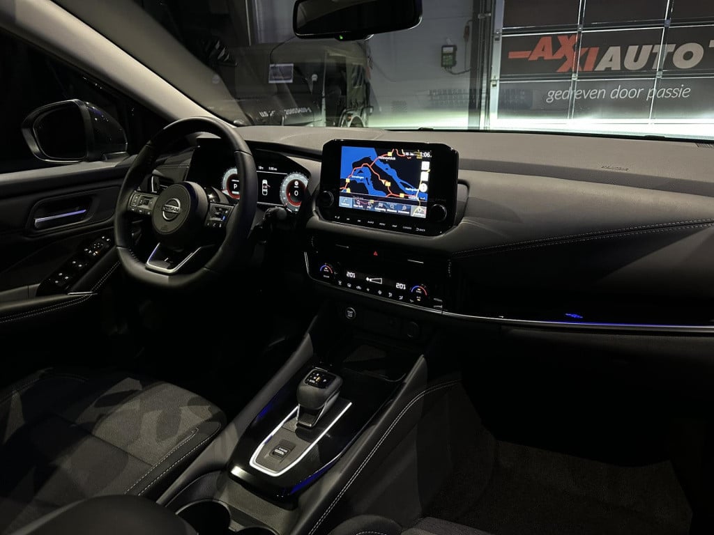 Nissan Qashqai 1.3 mhev xtronic premiere edition *pano*360camera*