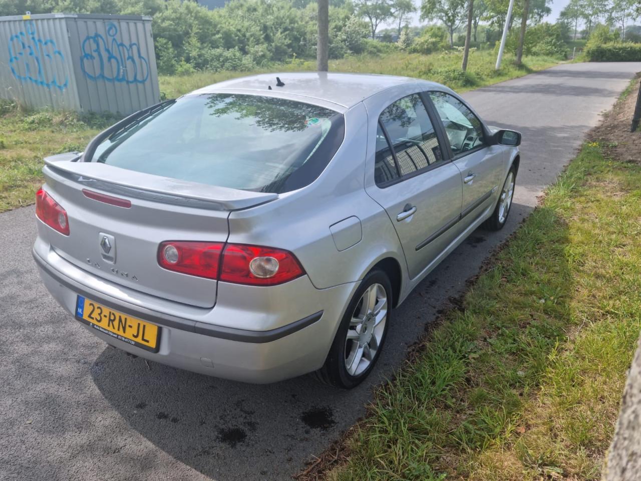 Renault laguna 2.0i 16v bj 2005 4-2027 zeer mooi 136.000km 1e eigenaar