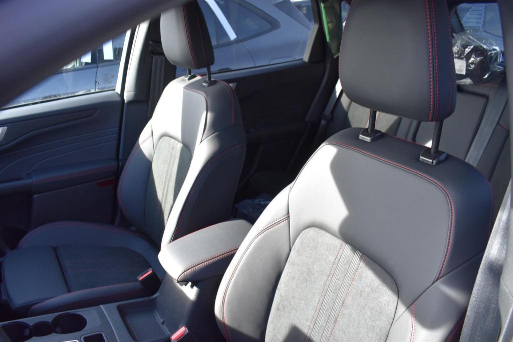 Ford Kuga 2.5 phev st-line x | voorraad terneuzen | snel rijden | €4000.- k