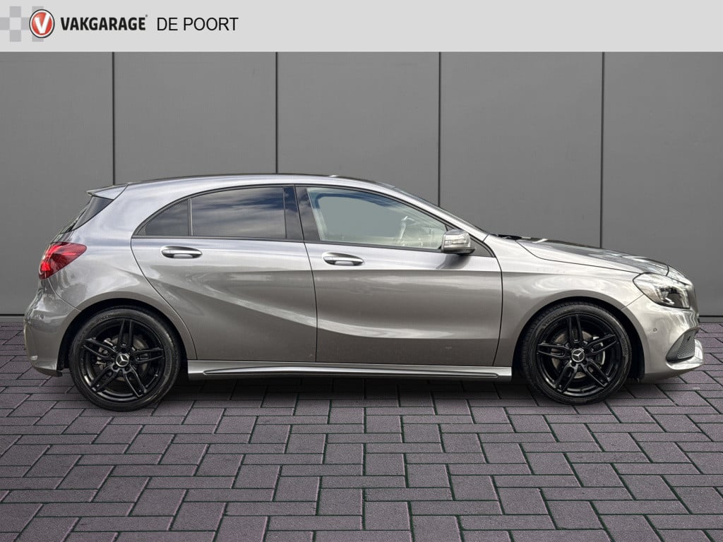 Mercedes-Benz A-Klasse 180 amg night edition plus | h&k | carplay | leder |