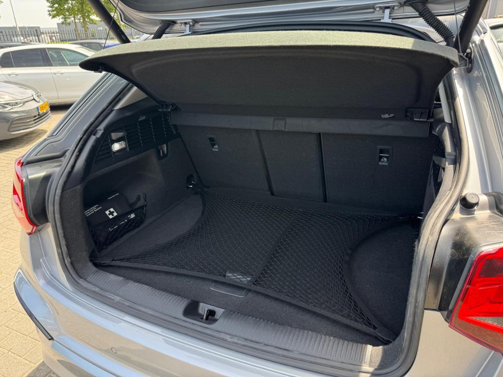 Audi Q2 35 tfsi * panoramadak * virtual cockpit * keyless * leder