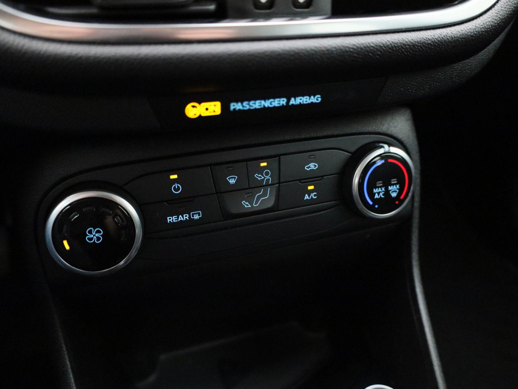 Ford Fiesta 1.1 trend ac | parkeersensoren | apple carplay | elek. spiegels
