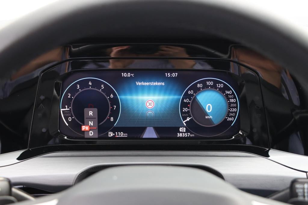 Volkswagen Golf variant 2.0 tsi style 190pk dsg7 carplay | memory | massage