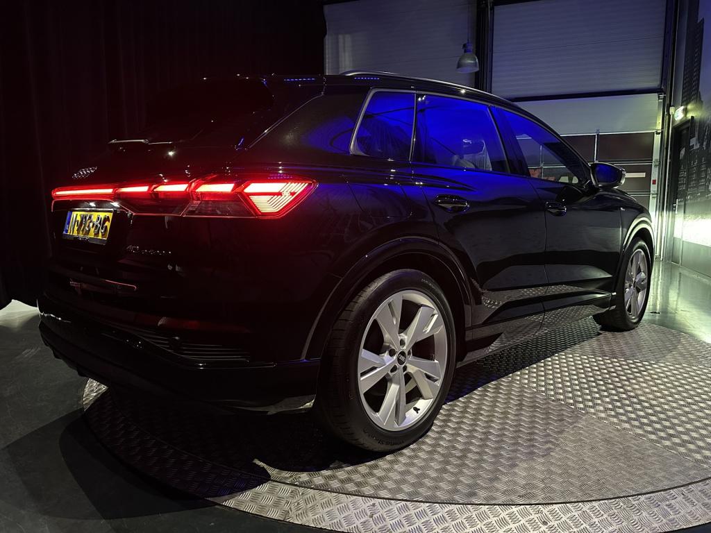 Audi Q4 E-tron 40 launch edition s-line competition 77 kwh soh 95%