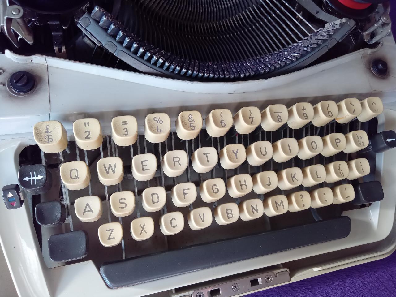 Typmachine