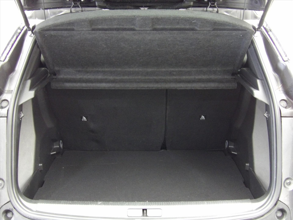 Peugeot 2008 1.2 puretech 130pk allure