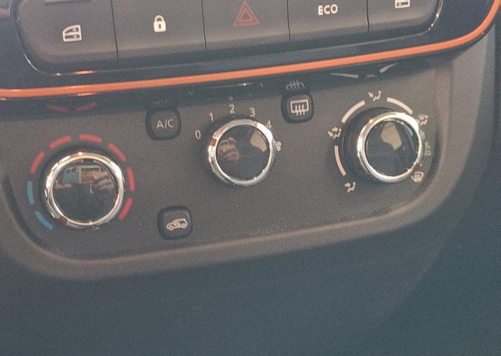 Dacia Spring comfort plus 27 kwh