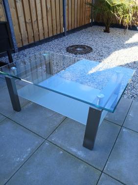 Glazen tafel
