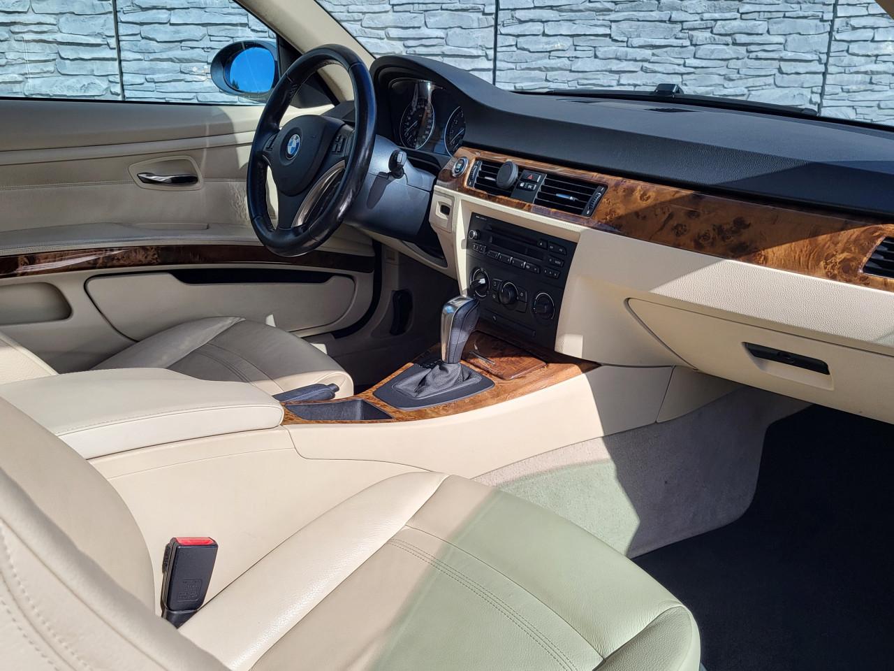 BMW 325i Coupe High Executive Aut. 218pk