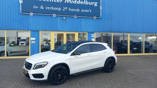 Mercedes-Benz Gla-klasse 180ambition amg line