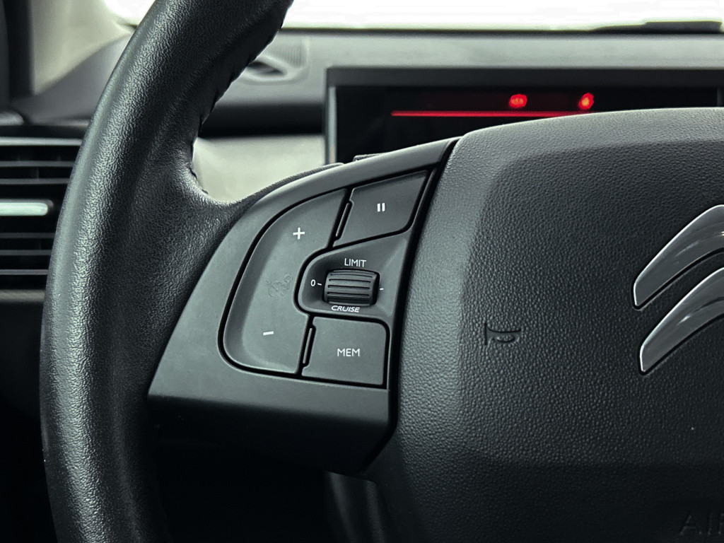 Citroen C4 Cactus 110pk feel | rijklaar | trekhaak | camera | navi