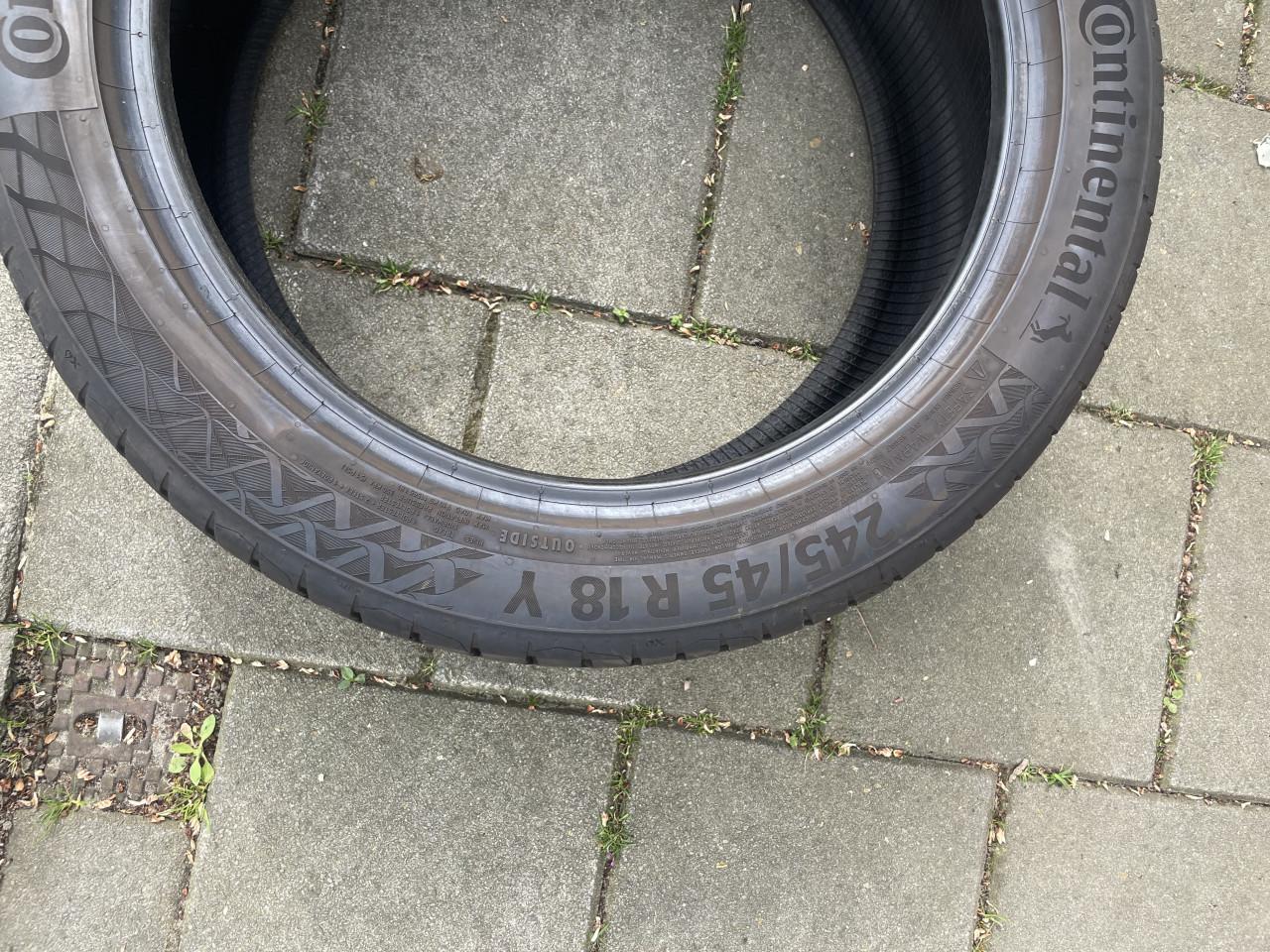 Te koop 1x nieuwe band Continental 245/45/R18