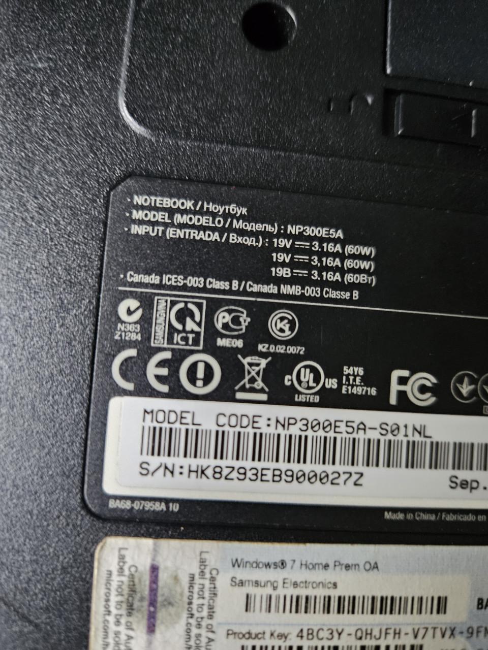 Werkende vintage windows 7 Samsung NP300E5A laptop...