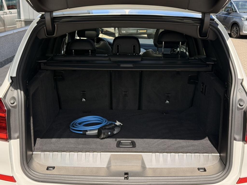 BMW X3 xdrive30e m-sport high executive | pano | achteruitrijcamera | elek.
