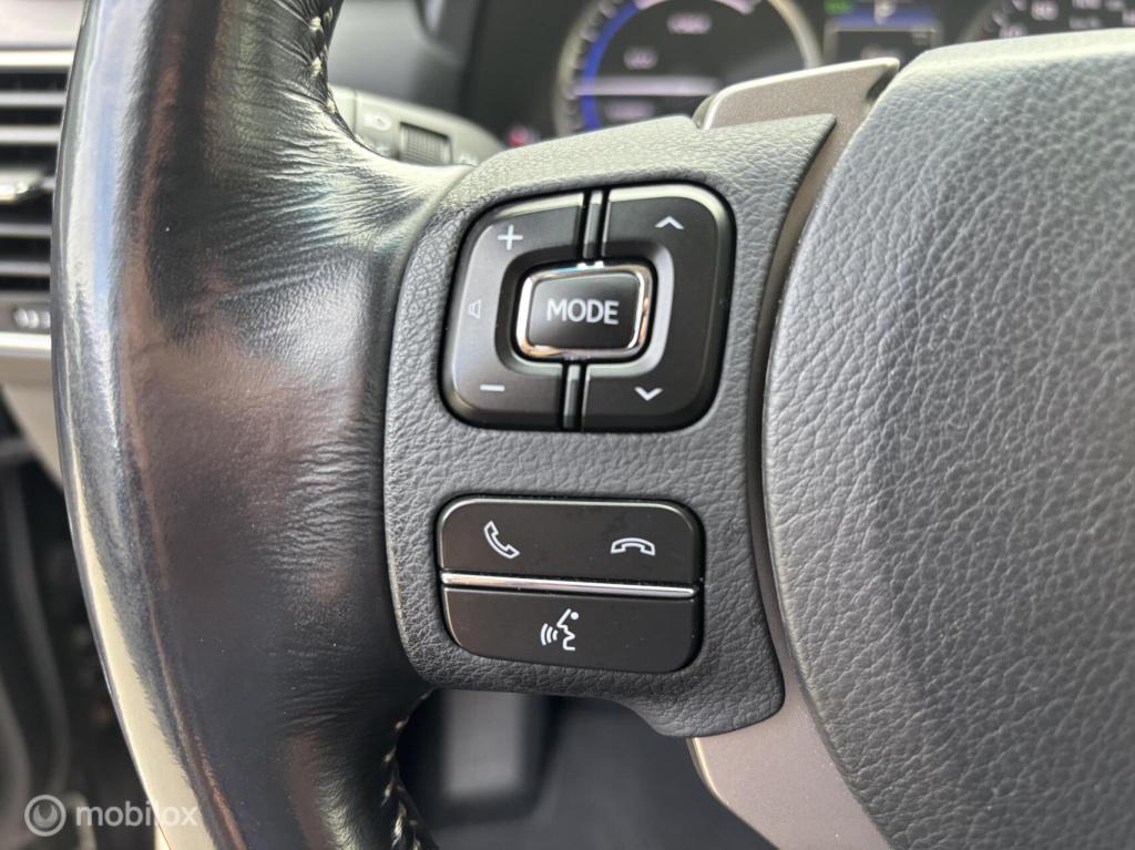 Lexus Nx 300h awd 25th edition