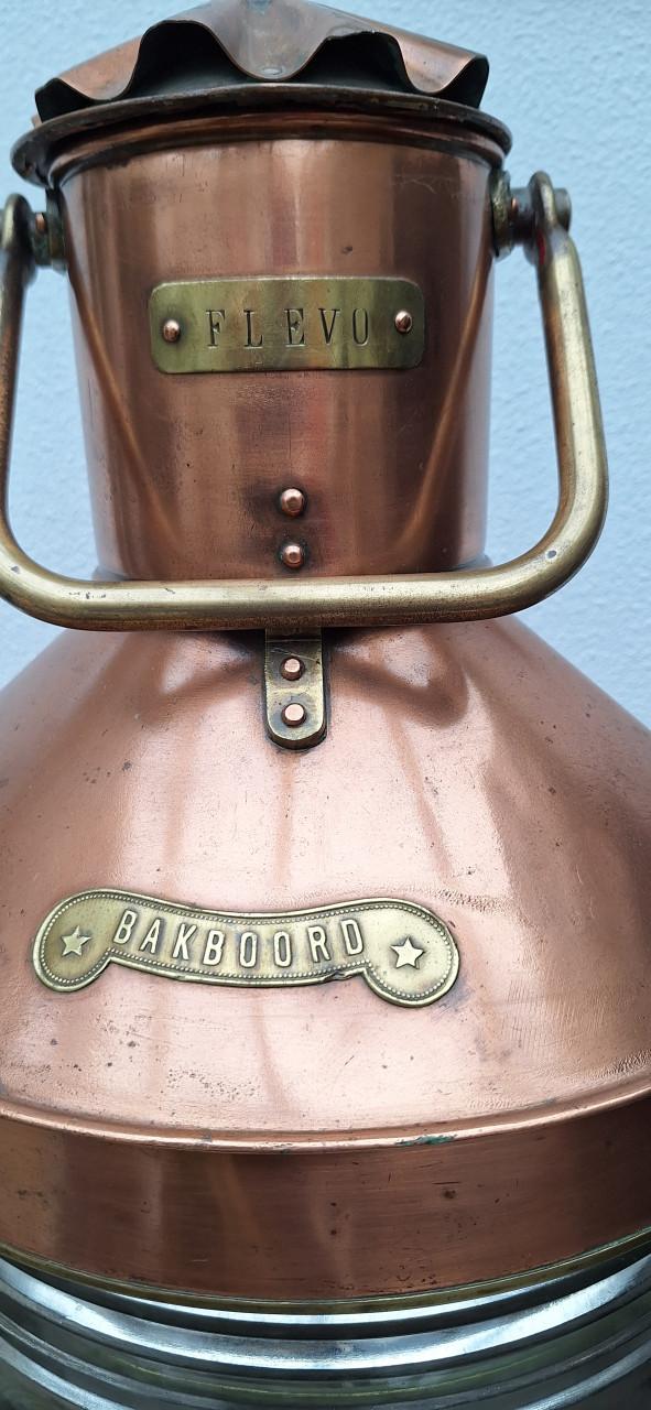 2 prachtige grote koperen scheepslampen