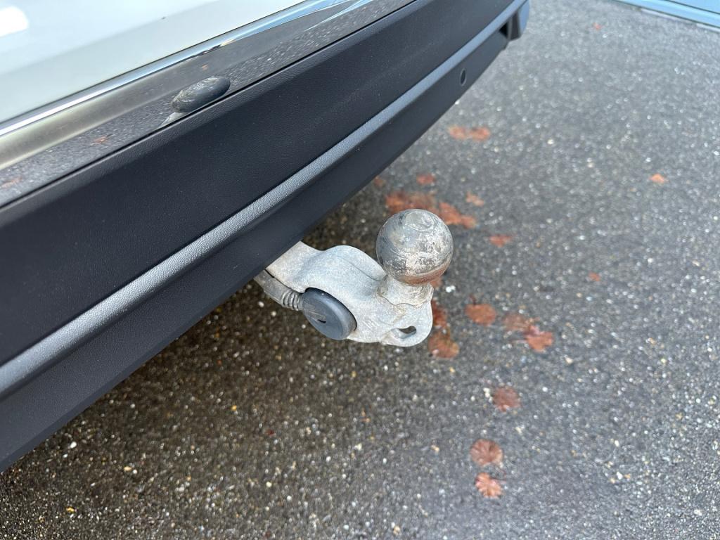 Volkswagen Tiguan 1.4 tsi dsg ehybrid life | leder | trekhaak | 360 camera 