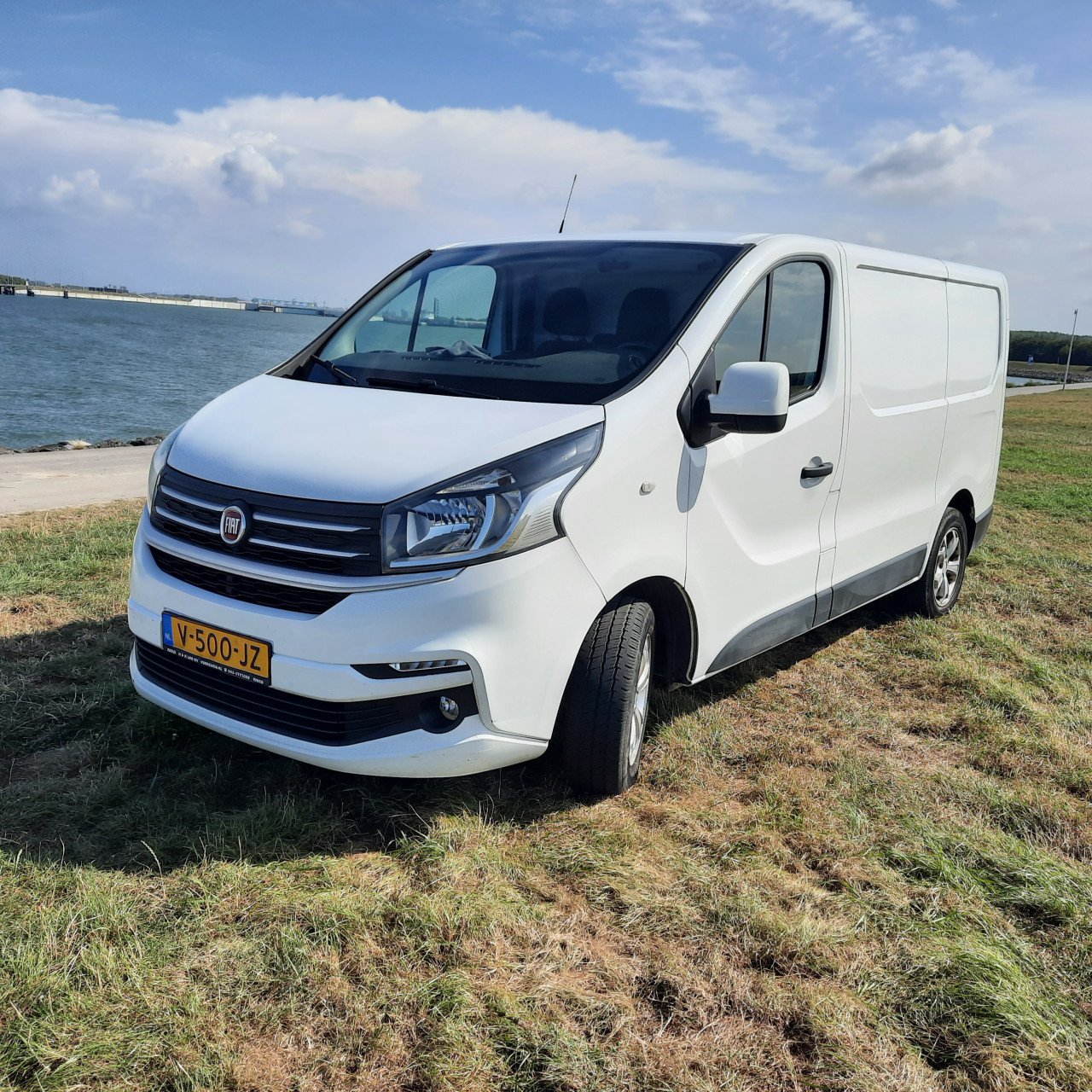 Fiat Talento, Opel Vivaro, Renault Trafic