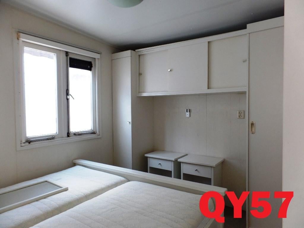 Betaalbaar chalet met kunststof buitenzijde en dubbel glas tot 6 personen