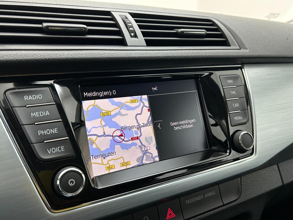 Skoda Fabia combi occasion 1.2 tsi ambition business | wit | tweedehands sk