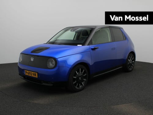 Honda E advance 17" | automaat | navigatie | panoramadak | 360 camera | app