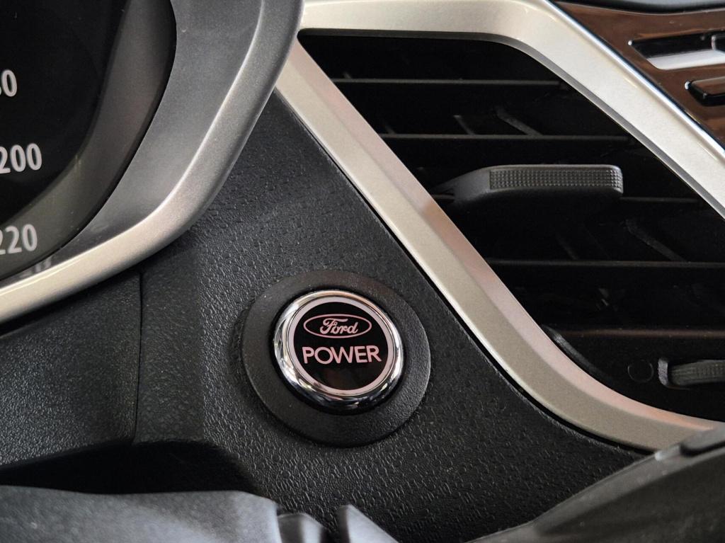 Ford Fiesta 1.25 titanium / keyless / cruisecontrol / nieuwe distriebutieri