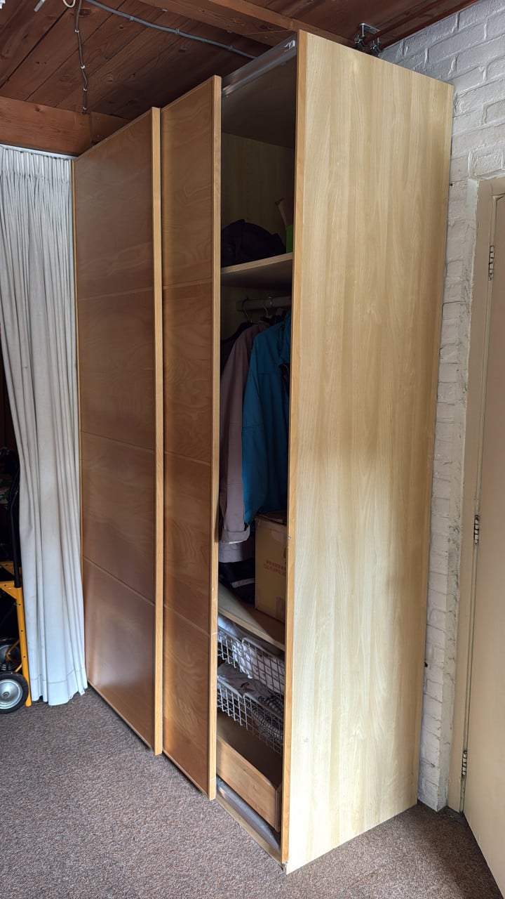 Kledingkast Ikea Pax Mehamn (met schuifdeur)