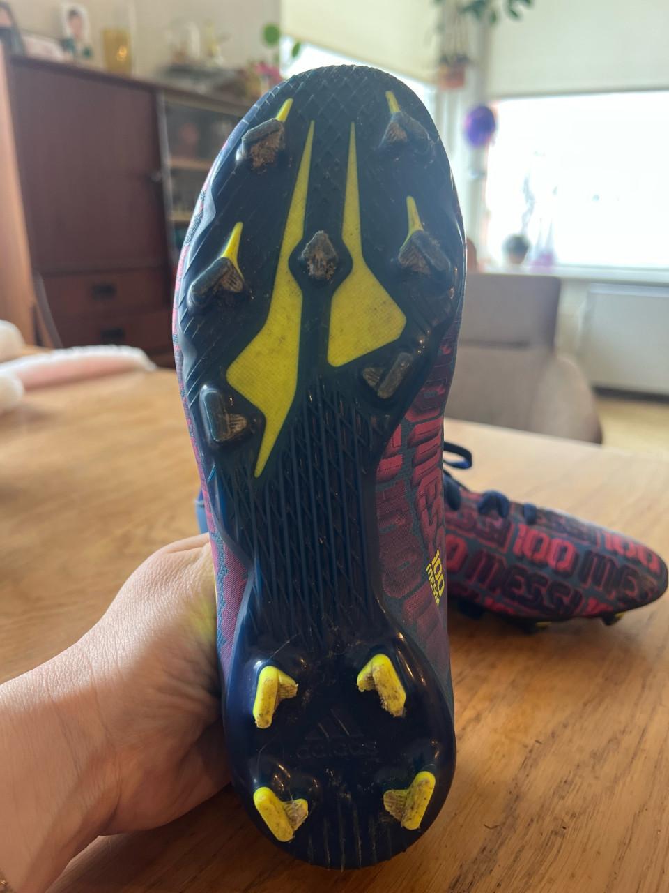 Voetbalschoenen maat 36 zgan