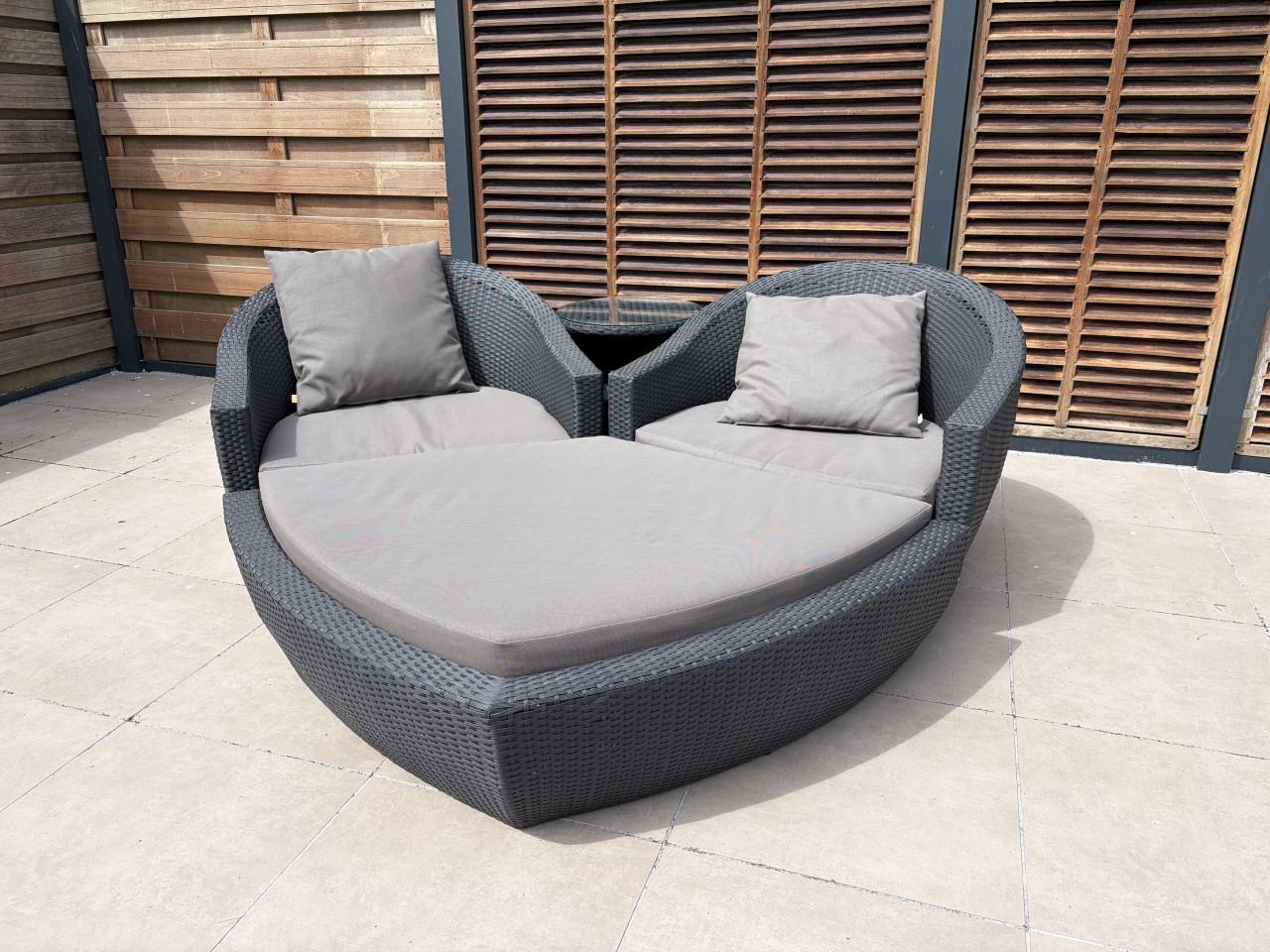 Tuinset loveseat