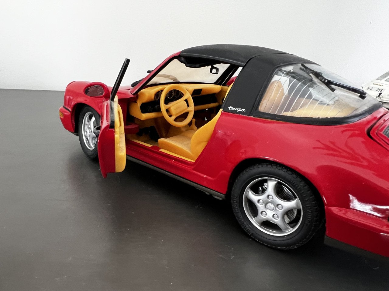Anson Porsche 964 Carrera 2 targa