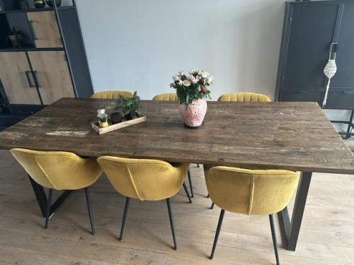 Eettafel 240 x 100 cm