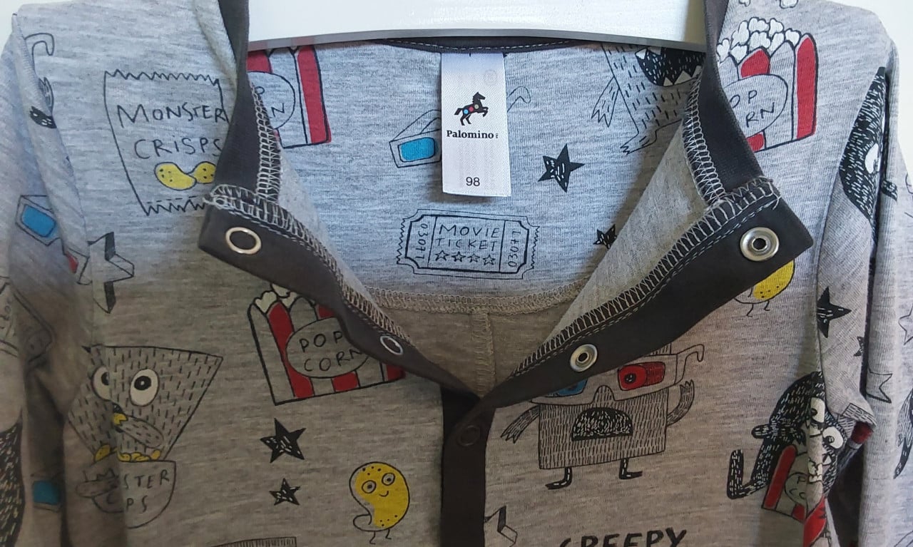Onesie van het merk C&A in maat 98