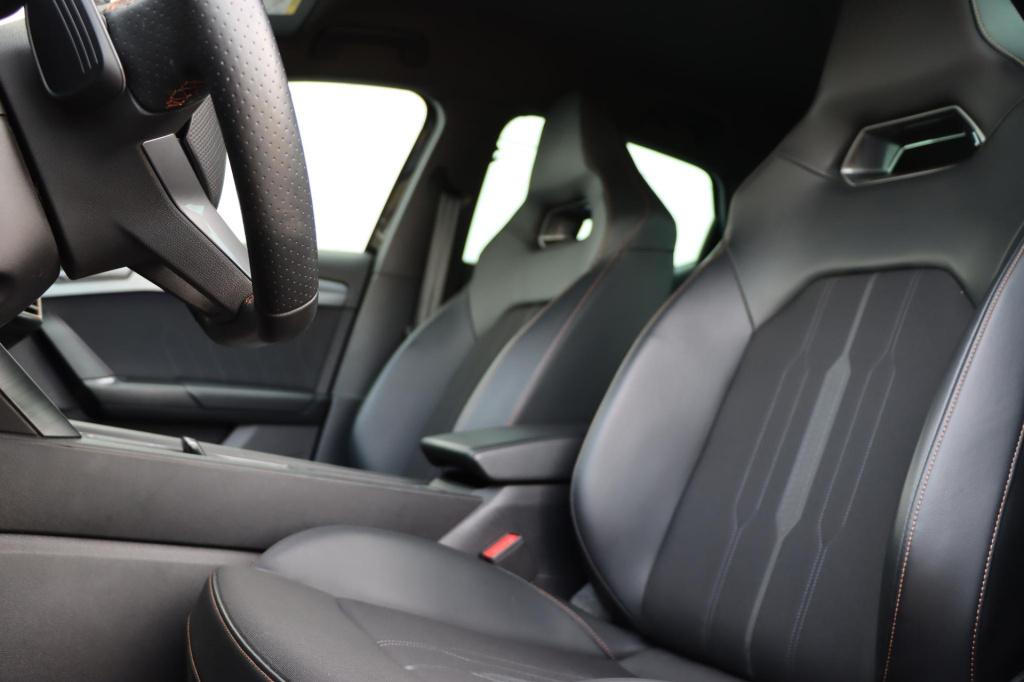 Cupra Leon 1.4 e-hybrid vz business 245pk dsg6