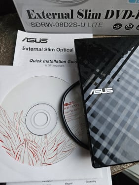 Nieuwe Asus. ASUS SDRW-08D2S-U Externer 8-Fach Slim Dvd Brenner Cyberlk