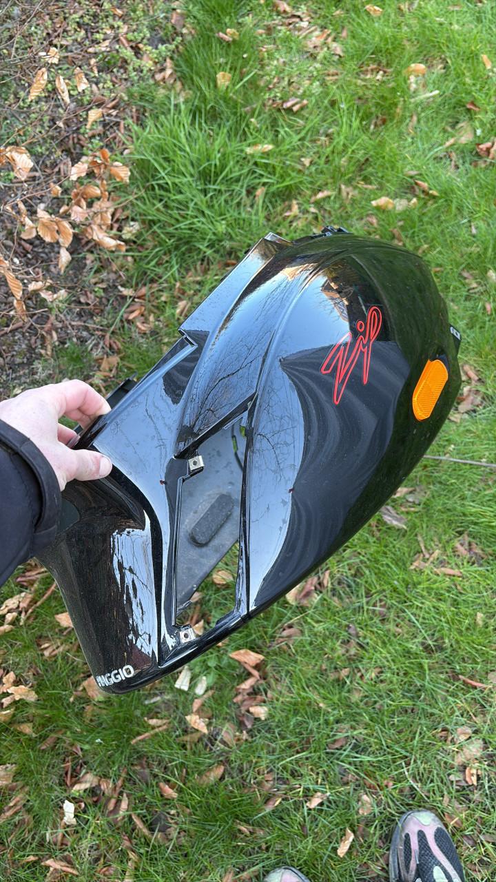 Piaggio Zip 2000 kappenset zwart origineel