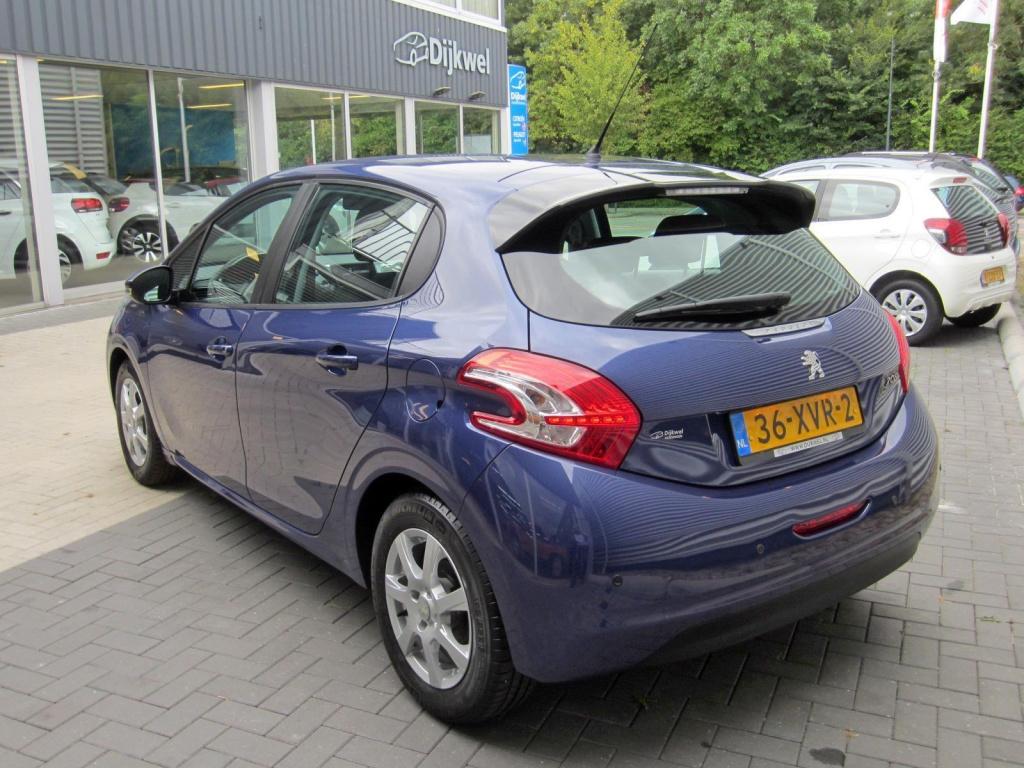 Peugeot 208 1.2 vti 82 active 5-drs airco/lmv/park