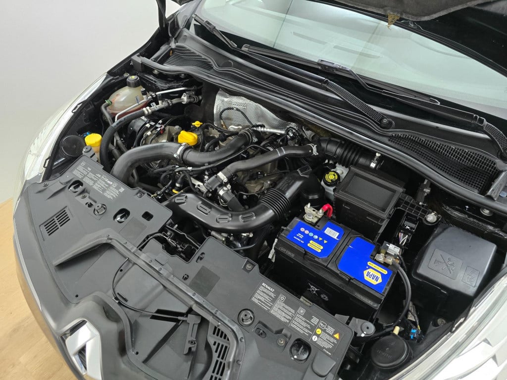 Renault Clio 0.9 tce eco night&day met trekhaak en black edition | nette au