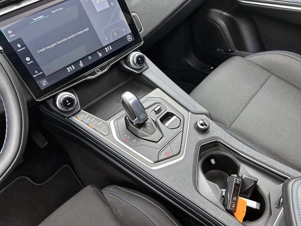 Lynk & Co 01 1.5 phev | panoramadak